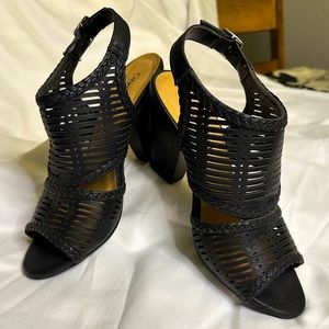 Black strap sandals heels